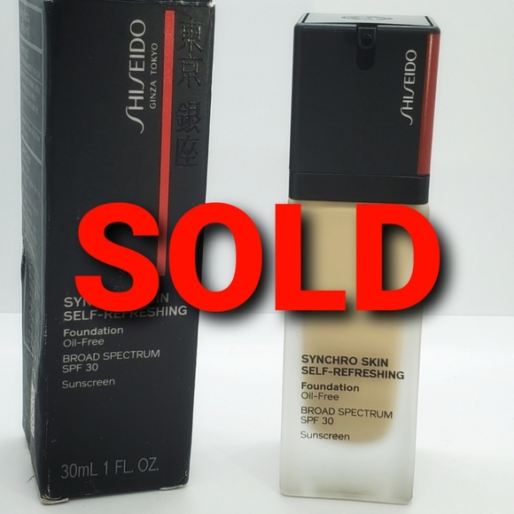 Shiseido Other - Shiseido Synchro-Skin Foundation